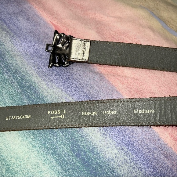 Fossil Mixed Media Leather Belt with Jewel Embellished Buckle medium - Picture 4 of 5